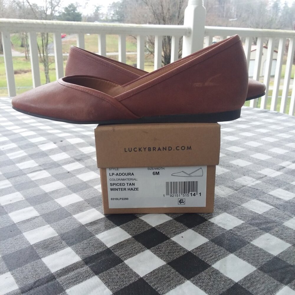 Womens Lucky Brand Leather slip on flat  in Spiced Tan 6 - Picture 3 of 6